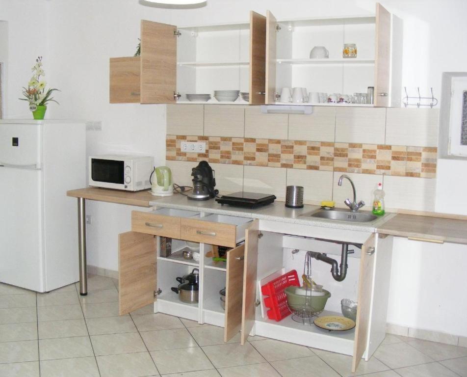 Fortuna Apartmanok Έγκερ Εξωτερικό φωτογραφία